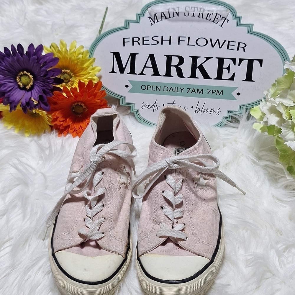 Converse one star woman's 7.5 pink sneakers